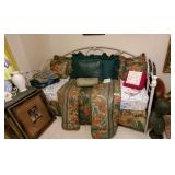 Luxury Daybed Bedding