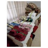 Table & Bed Linens