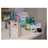 Ladies sm purses & assundries