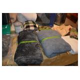 Throws & Bedding