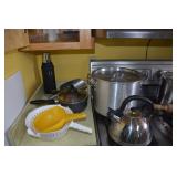 Cookware & kitchen items
