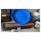 Everest Z Shade, Colorful Mat For Picnics Or Outdoor Activity, 2 Plastic Kiddie Pools