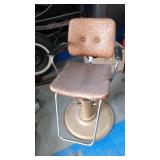 Vintage Koken Barber Chair H27726 Dated 9.18.71