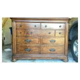 Thomasville 9 Drawer Large Wood Dresser Brown