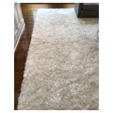 Shag white rug 13’ x 17’ 