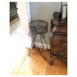 Plant stand