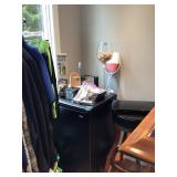 Mini fridge & bar stuff 