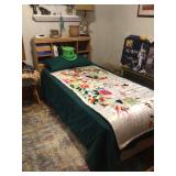 Twin size bed Twin size bed
