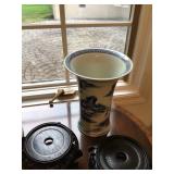 Asian style vase & wooden round stands 