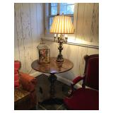 Faux tortoise shell round table 32”x28”