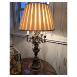 Wood/metal candelabra lamp