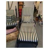 Blk. Chaise lounge 