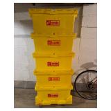 Set of storage binds on cart