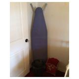 Ironing board 