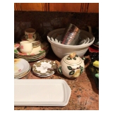 Trays kitchen ware 