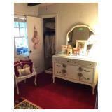 Guest room overview 