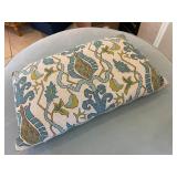 decorative pillows