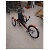 Mobo Tri ton pedal bike