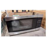 Hamilton Beach 1.6 Cu. ft. Digital Microwave Oven, Stainless Steel 