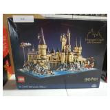 LEGO Harry Potter Hogwarts Castle and Grounds