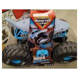 Monster Jam Mega Megalodon RC 