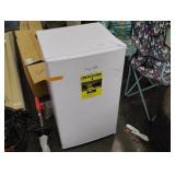 MegaChef compact refrigerator