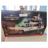 LEGO Ghostbuster Ecto-1 building set 