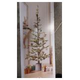 Wonderhsop Pre-lit Flocked Balsam Fir Artificial Christmas Tree 