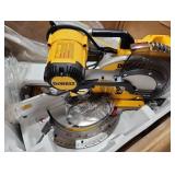 DeWalt 12" Double Bevel Compound Sliding Miter Saw