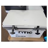 RTIC 32 Quart Cooler
