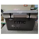 Artic 32qt. Ultra Light Cooler