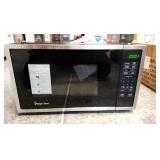 Magic Chef 0.9cf Microwave