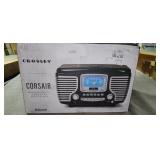 Crosley Corsair am/fm bluetooth clock radio and cd player 