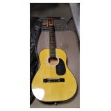 Harmony guitar 