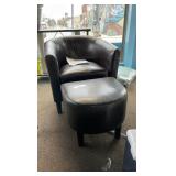 Churchill Chair with Ottoman