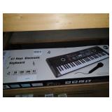 61 key electronic keyboard 