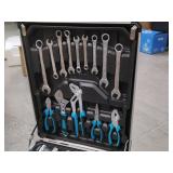 799pc pro tool set in lockable case