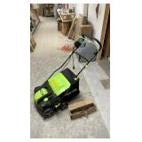 Electric Dethatcher and Scarifier 