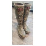 Mens Under Armour camo rubber boots size 9