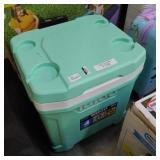 Igloo Latitude 60qt Roller Cooler