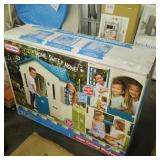 Little Tikes Cape Cottage Pretend Playhouse
