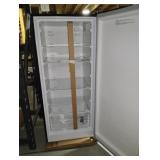 Vissani 7.1 cu. ft. Manual Defrost Convertible Upright Freezer