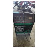 Schumacher 2/40 Amp Charger 100/200 Amp starter