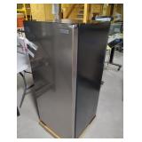 Vissani 7.1 cu. ft. Manual Defrost Convertible Upright Freezer