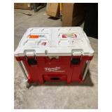 Milwaukee 22 in. Packout 40 qt. XL Cooler