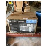 LG New 8,000 BTU 350 Sq ft 115 V Window Air Conditioner