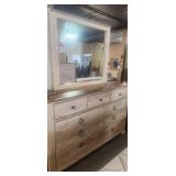 AWF C7302-0401050 Natural wood whitewash dresser with mirror