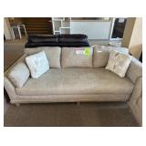HUGHES Sofa