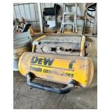 Dewalt D55155 Air Compressor