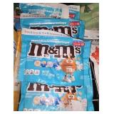 M&M White Chocolate Marshmallow Crispsy